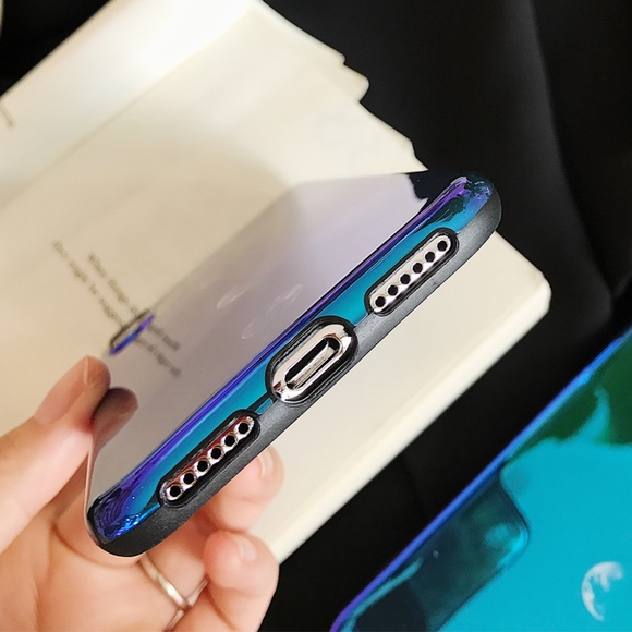 RESTOCK iPhone X/7/8/7+/8+ SUMMER Glossy Moon case - Picture 4 of 7